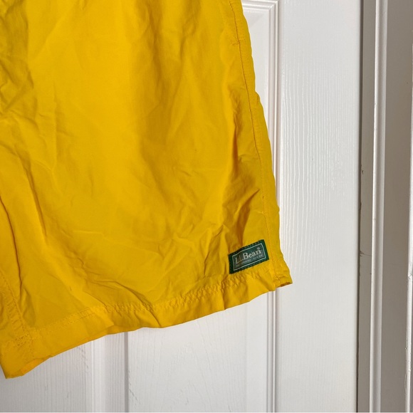 L.L. Bean Men's Yellow Shorts - Picture 2 of 5
